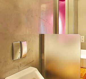 wand09-metall-pissoir-1583994c-c8c62ec7